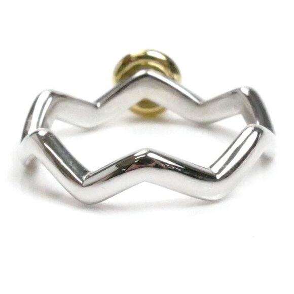 TIFFANY 18k Gold Diamond Ring - Picture 4 of 7